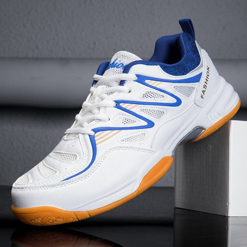 New Sports Shoes for Men and W - Badminton Umpire recension och pris