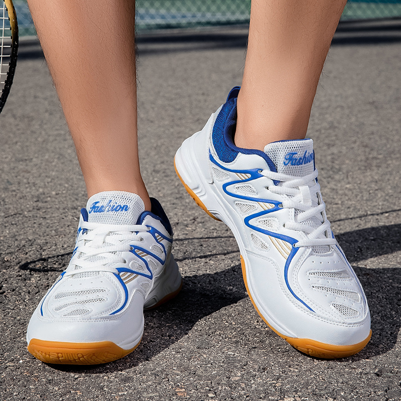 New Sports Shoes for Men and W - Badminton Umpire recension och pris